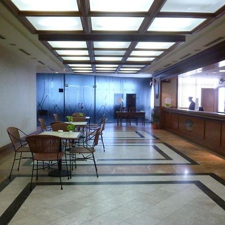 Gocos Hotel Klang Exterior foto